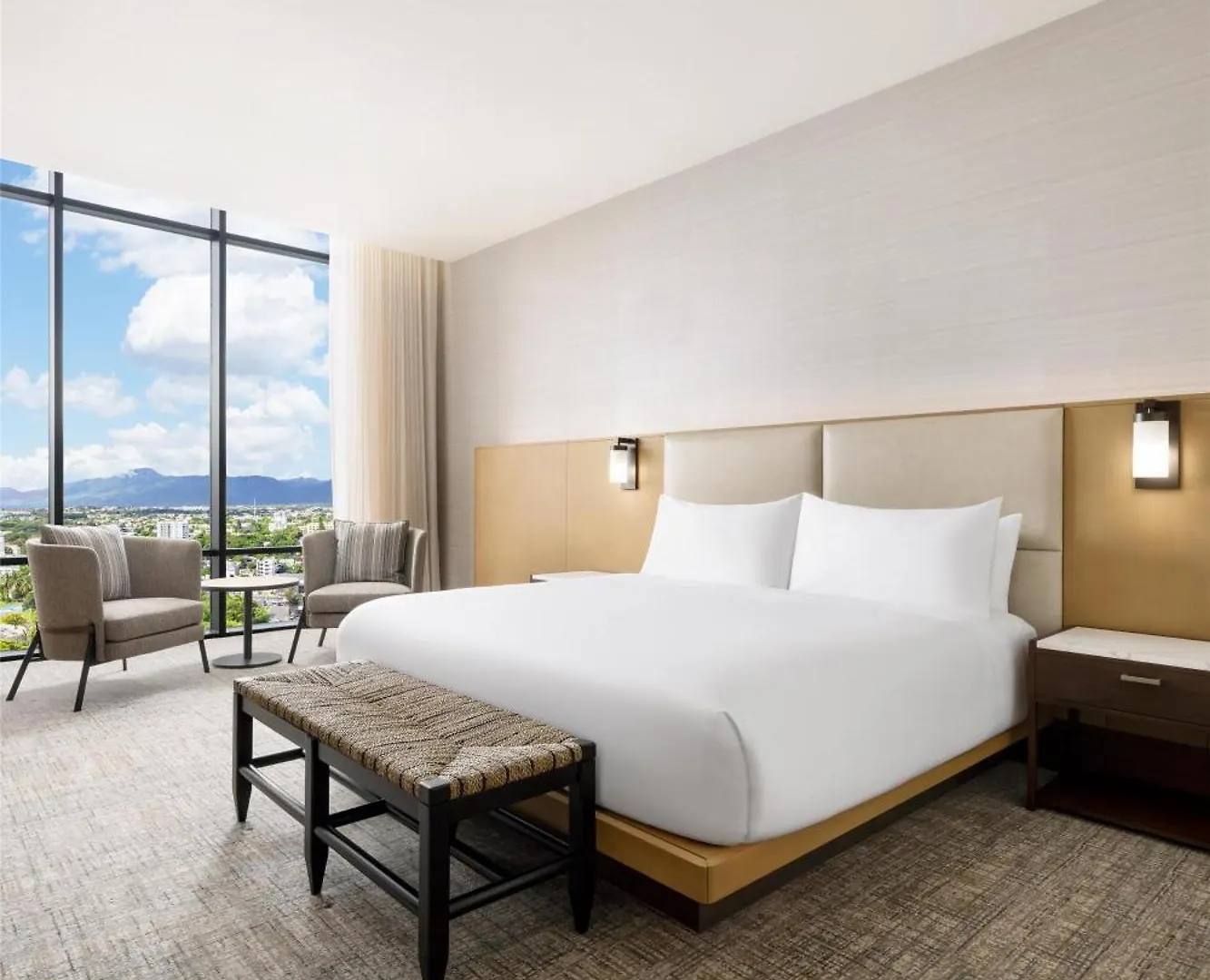 Hotel Santiago, Curio Collection By Hilton Santiago De Los Caballeros