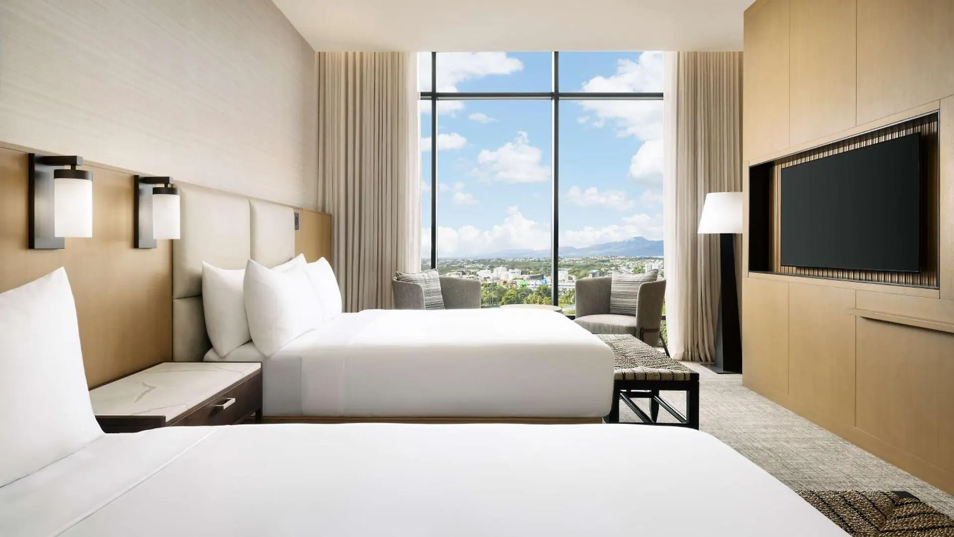 Hotel Santiago, Curio Collection By Hilton Santiago De Los Caballeros