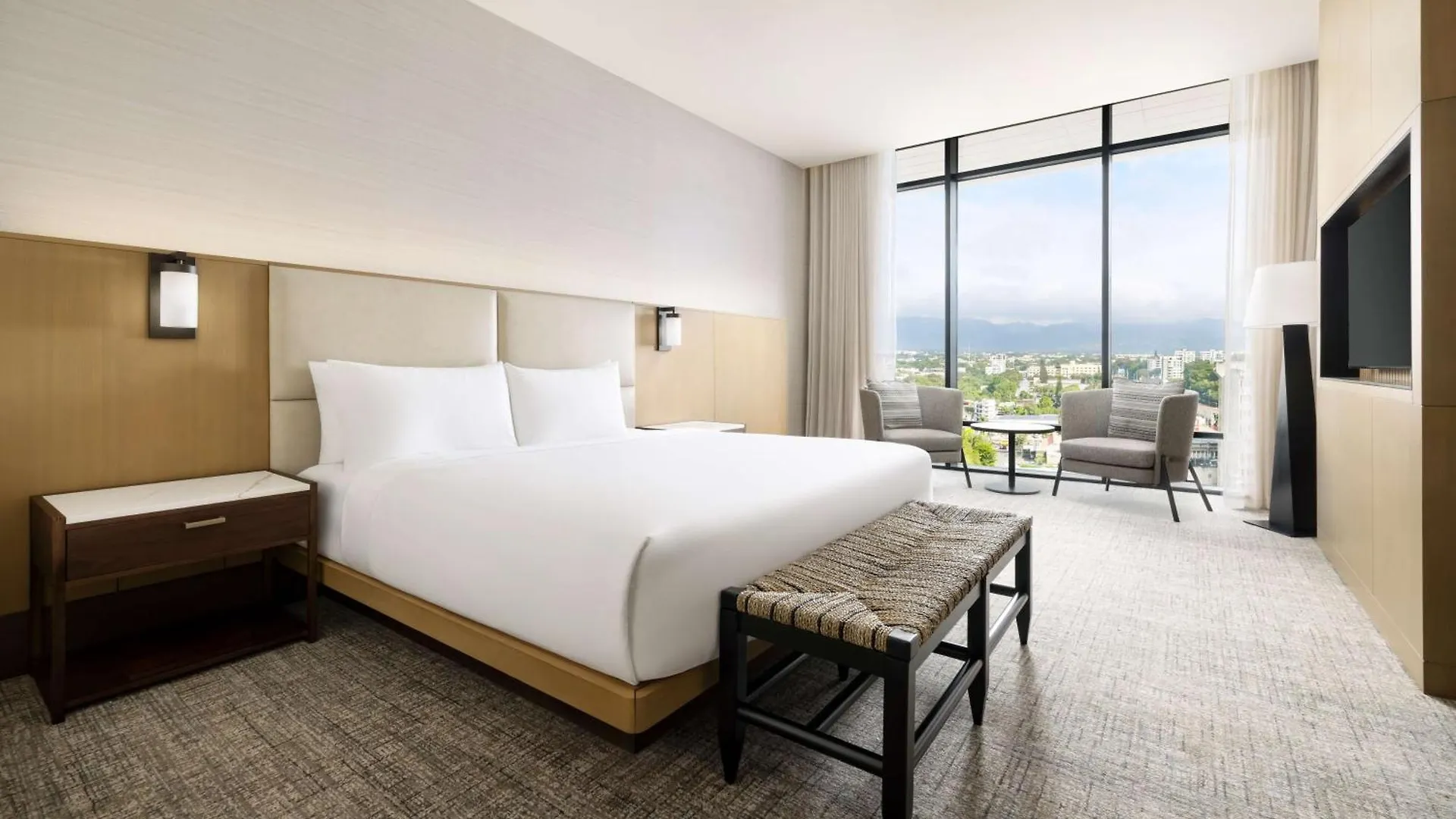 Hotel Santiago, Curio Collection By Hilton Santiago De Los Caballeros