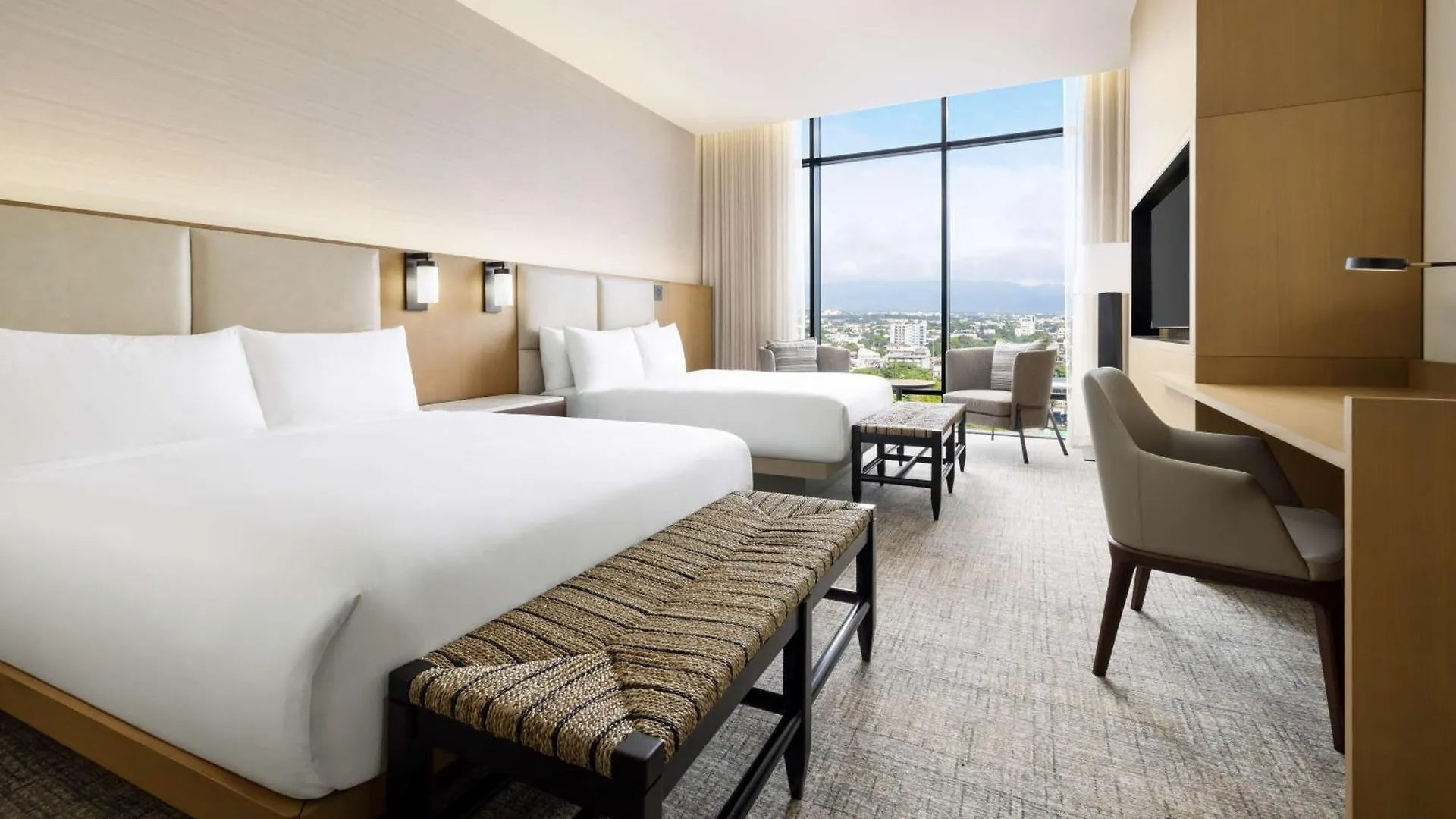 Hotel Santiago, Curio Collection By Hilton Santiago De Los Caballeros