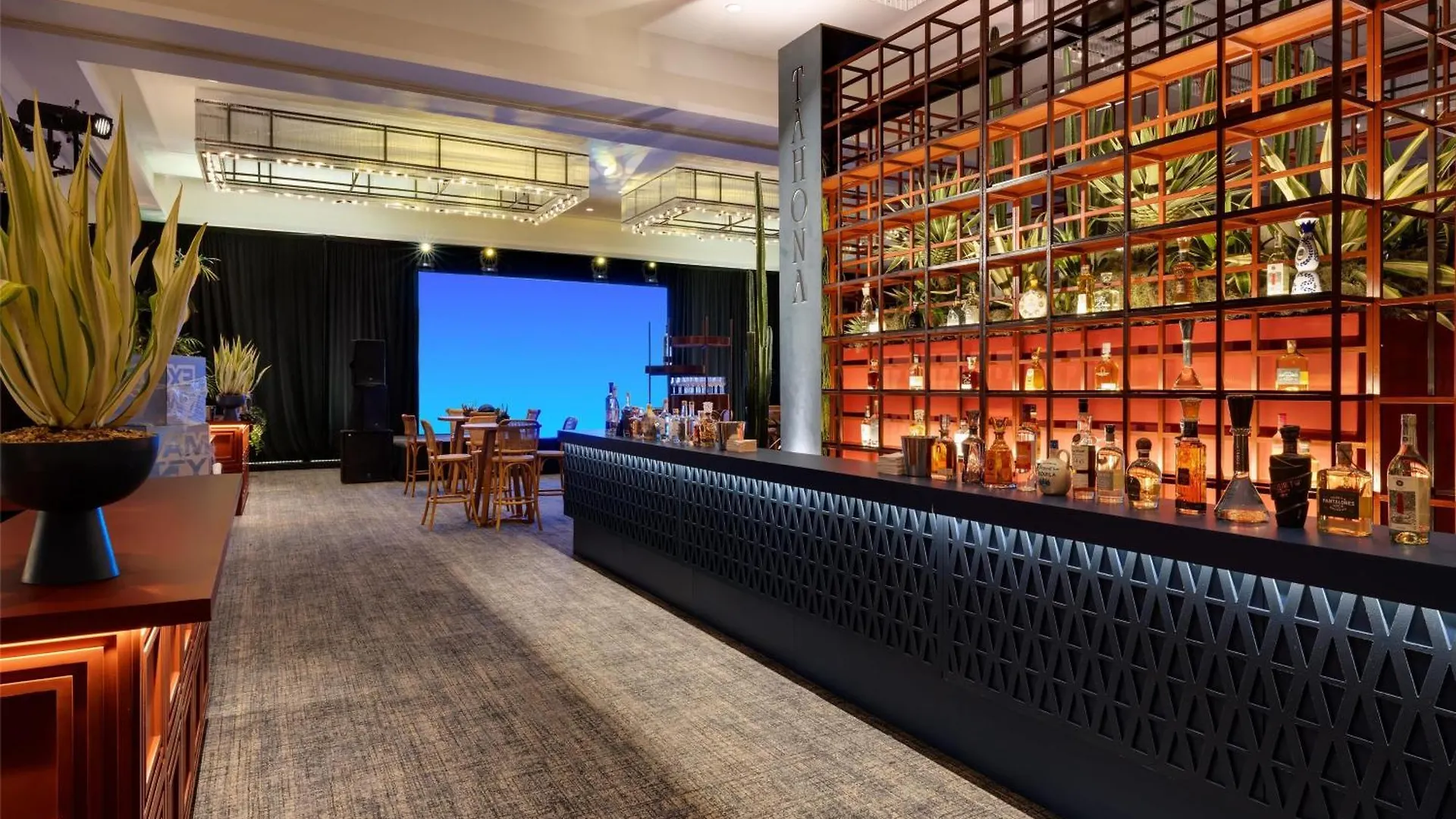 ****  Hotel Santiago, Curio Collection By Hilton Santiago De Los Caballeros Den Dominikanske Republik